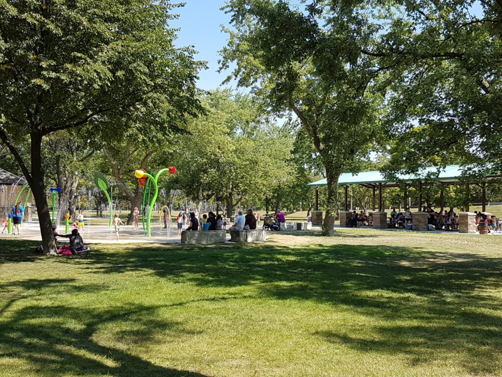 CANUE | Greening Parks and Playgrounds for Children in Windsor, Ontario20170802_114741