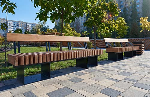 CANUE | Environmental health research opportunities through CPTP and CANUE | February 13th | 2020Wooden benches in the public park